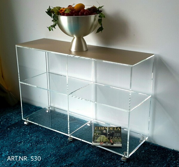 Acryl-Sideboard auf Rollen