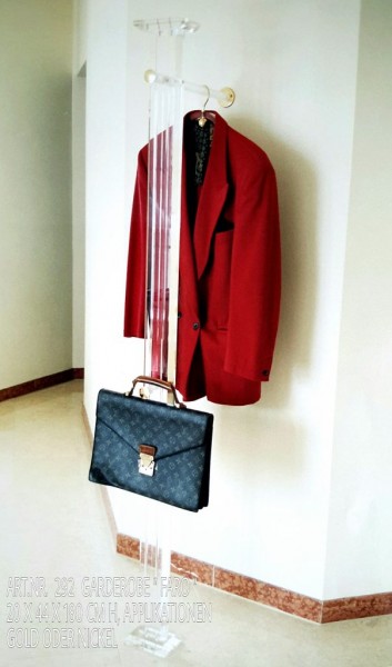 Acryl-Garderobe "Faro"